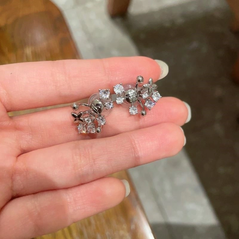 Louis Vuitton Earrings Stretchable 249459