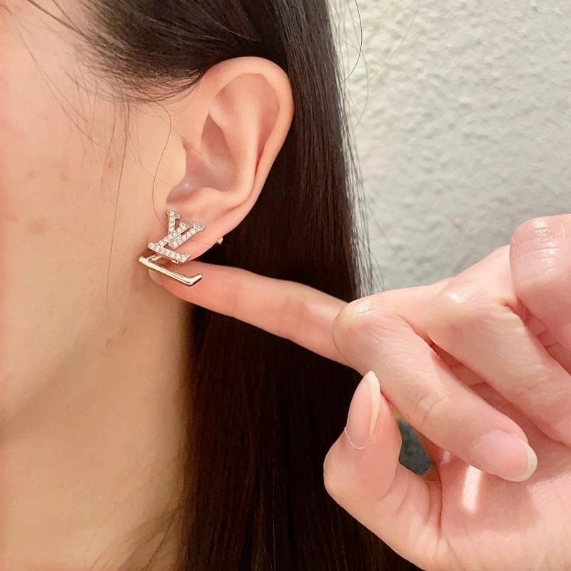 Louis Vuitton Earrings Contemporary 249450