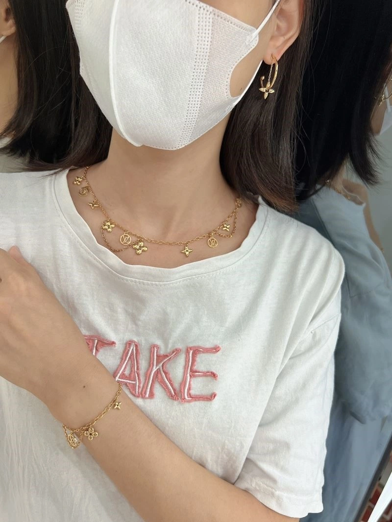 Durable Louis Vuitton Earrings 249464