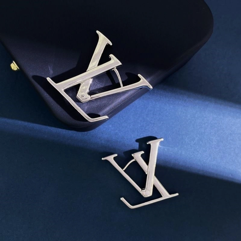 Snug Louis Vuitton Earrings 249439