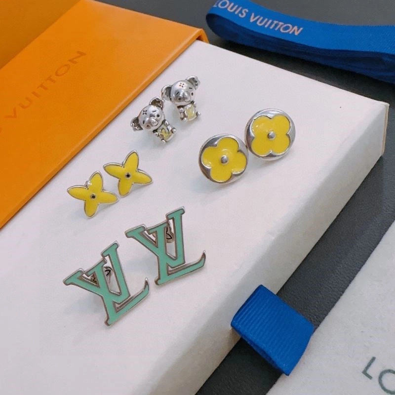 Affordable Louis Vuitton Earrings 249407