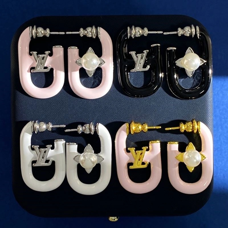 Louis Vuitton Earrings OnTrend 249423