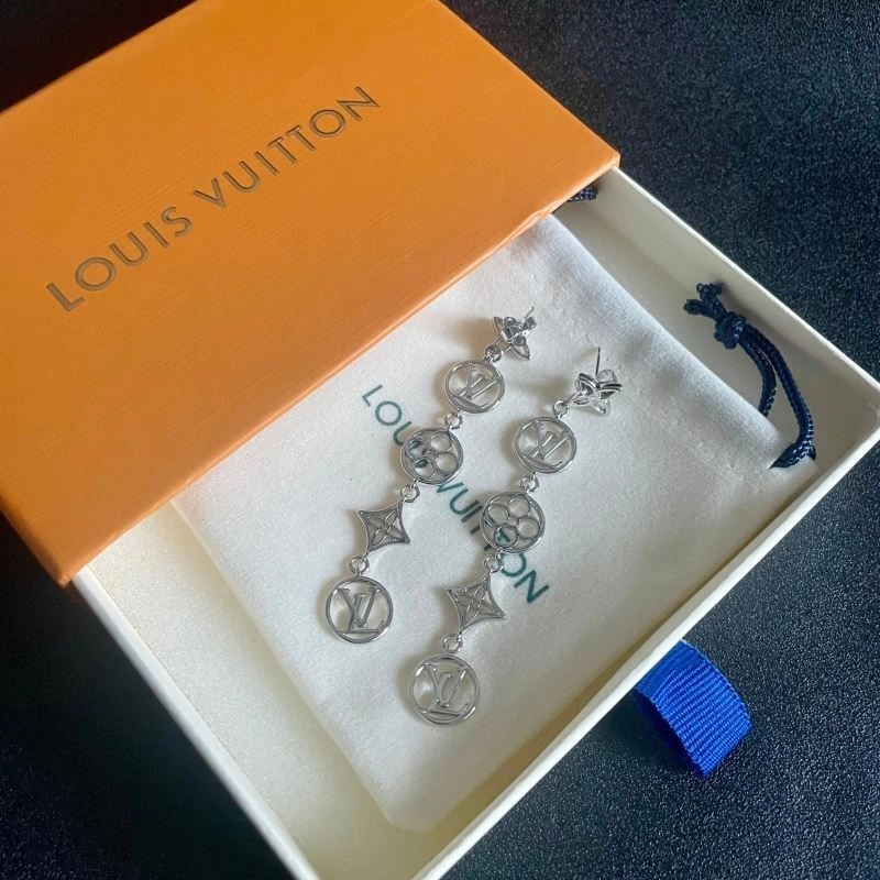 Louis Vuitton Earrings FashionForward 249404