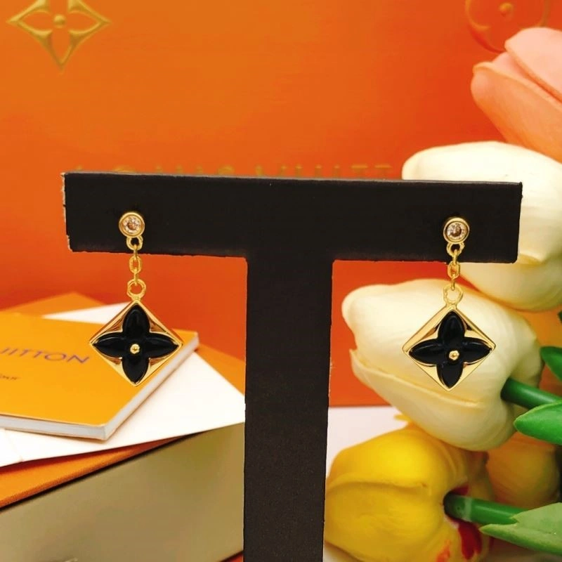 ModernLook Louis Vuitton Earrings 249073