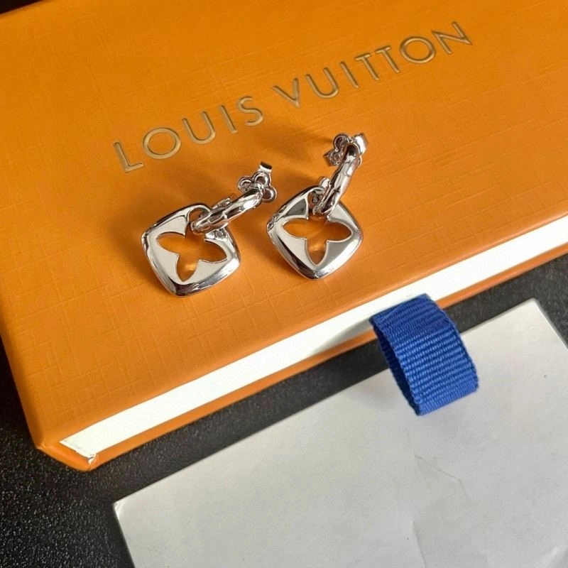 Louis Vuitton Earrings Effortless 249089