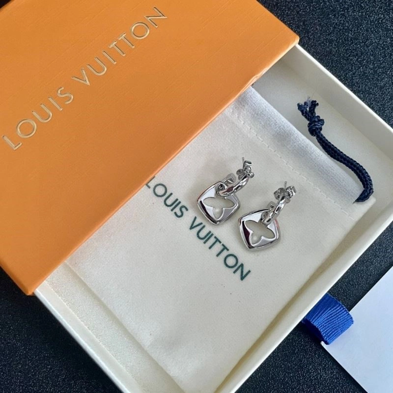 Louis Vuitton Earrings Effortless 249089
