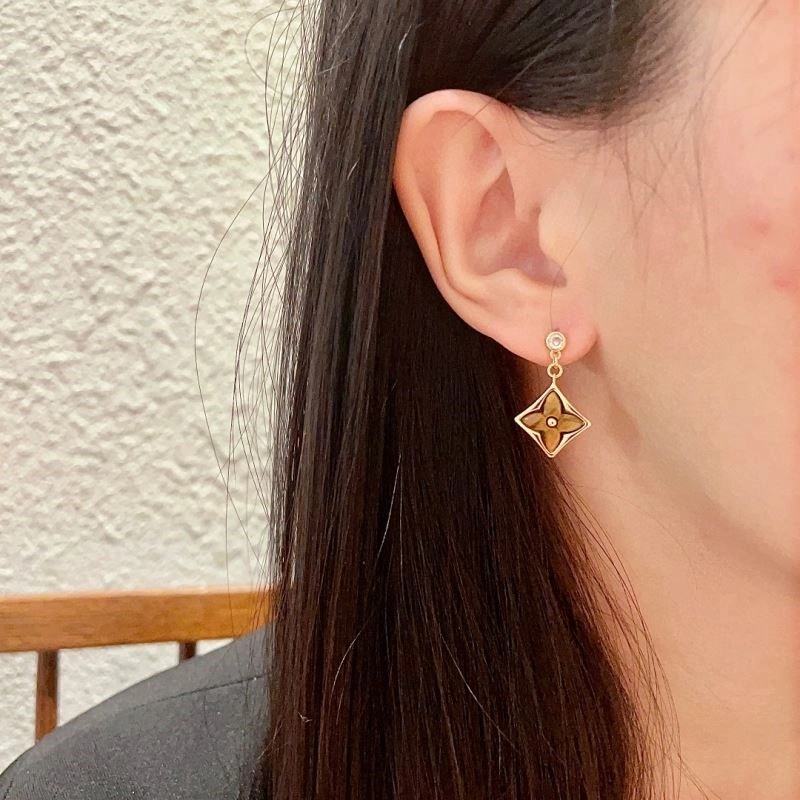Louis Vuitton Earrings Supportive 249090