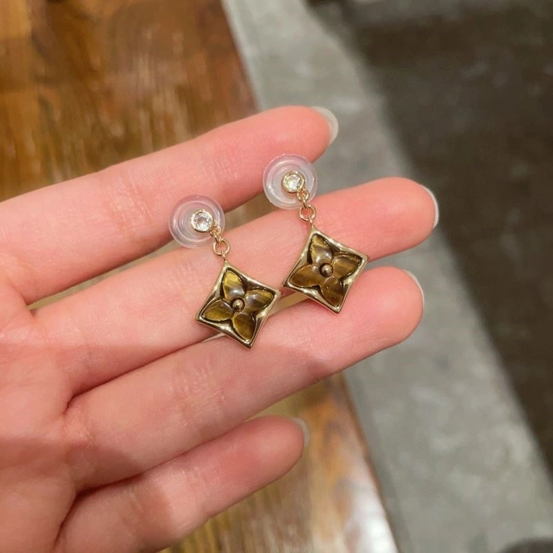 Louis Vuitton Earrings Supportive 249090