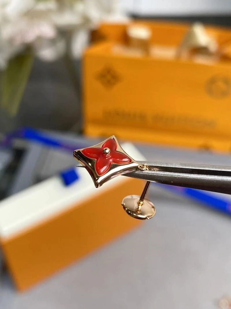 Bright Louis Vuitton Earrings 249063
