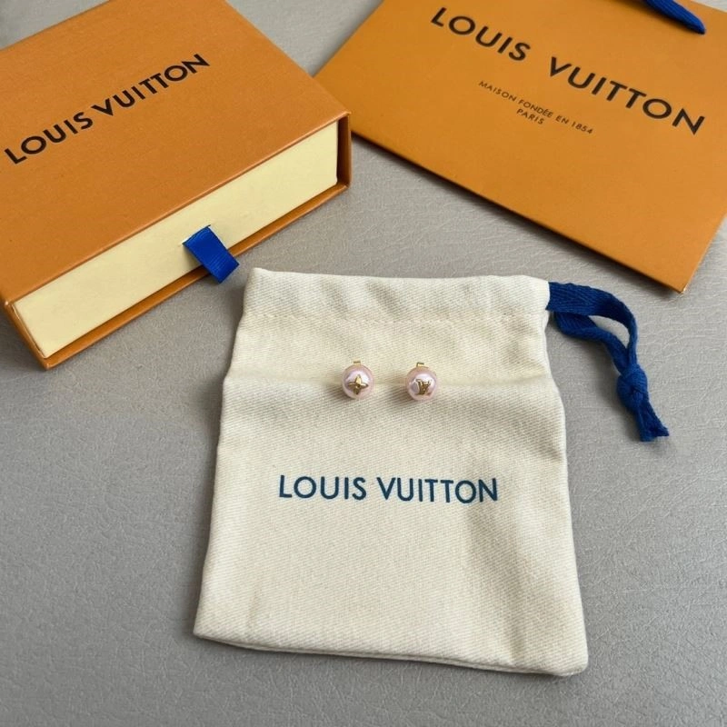 Trendsetting Louis Vuitton Earrings 249038
