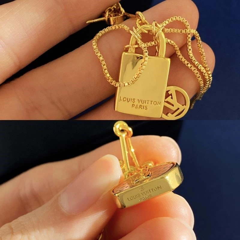 Effortless Louis Vuitton Earrings 249033