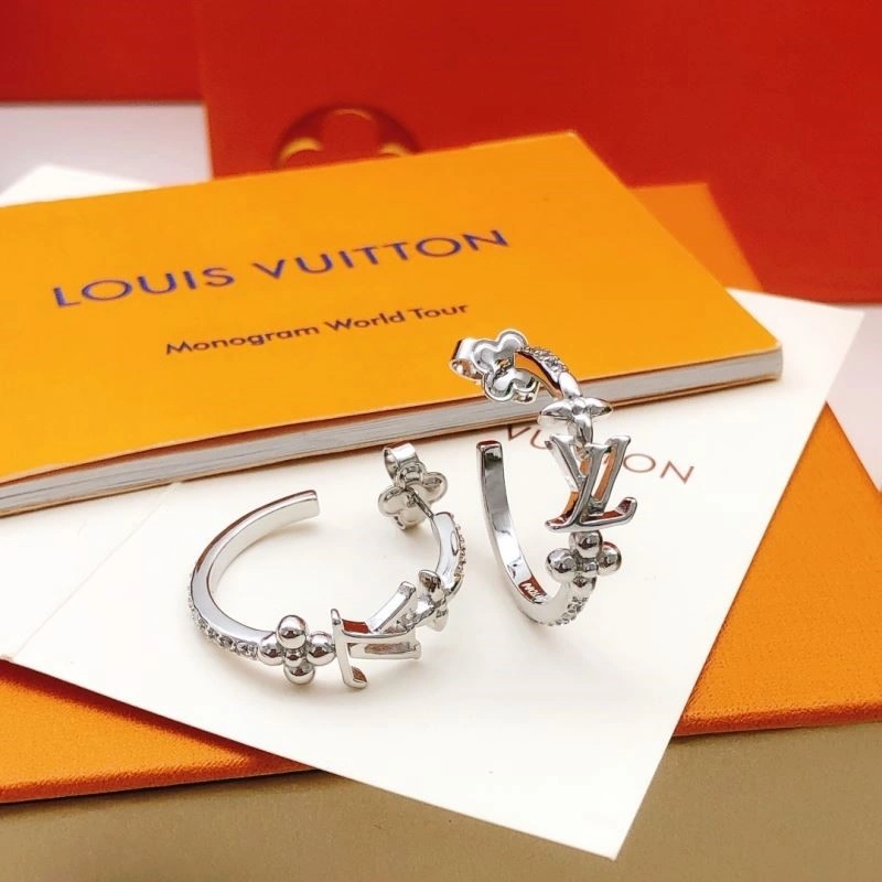 Attractive Louis Vuitton Earrings 249032
