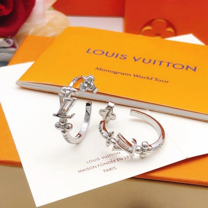 Attractive Louis Vuitton Earrings 249032