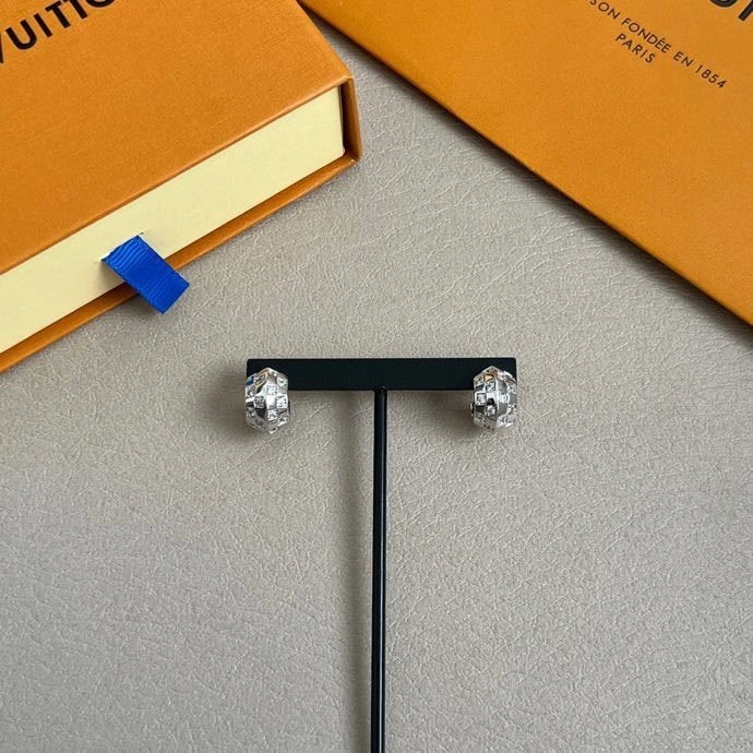 Durable Louis Vuitton Earrings 249027