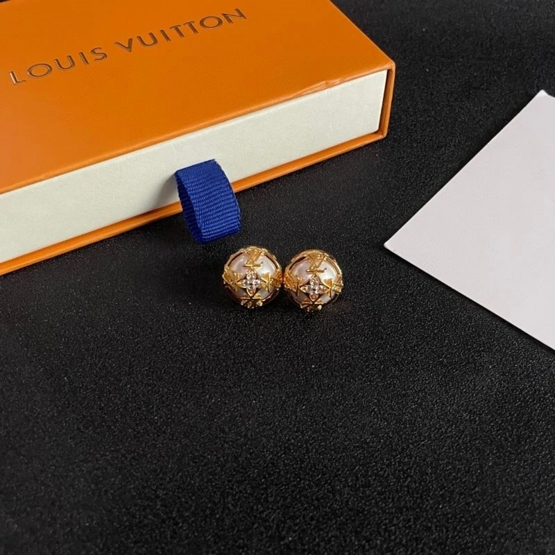 Snug Louis Vuitton Earrings 249015