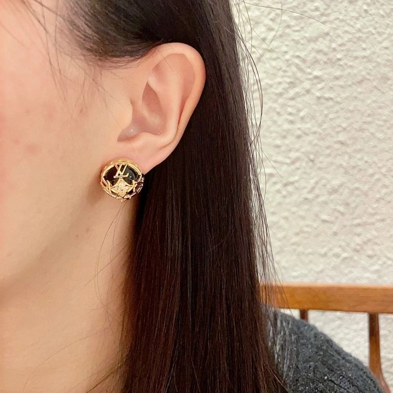 Durable Louis Vuitton Earrings 249014