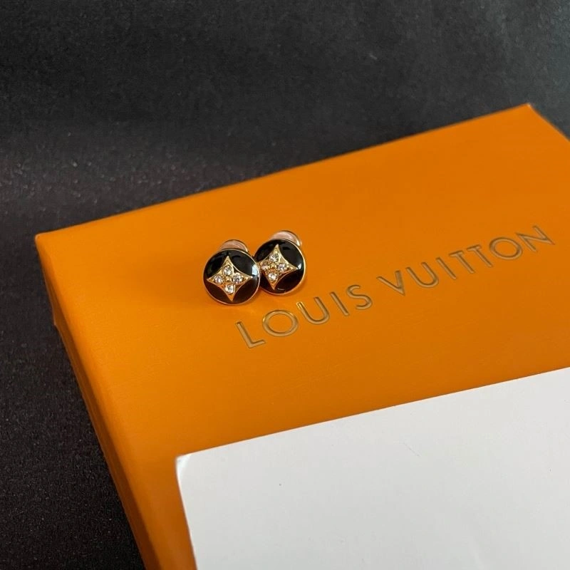 Louis Vuitton Earrings Effortless 248992