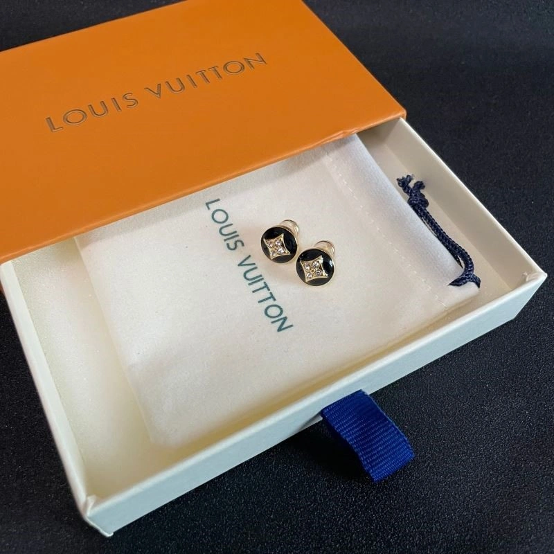 Louis Vuitton Earrings Effortless 248992