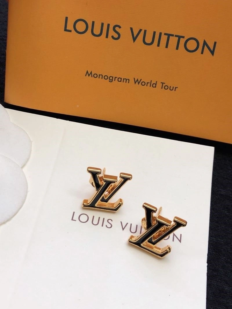Louis Vuitton Earrings Attractive 248672