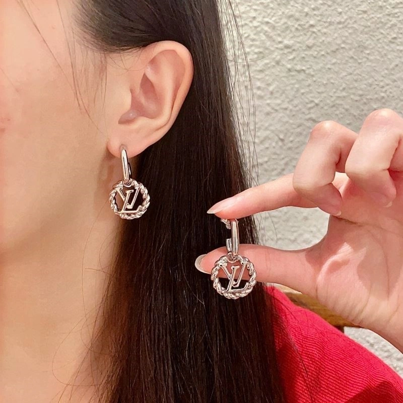 Breathable Louis Vuitton Earrings 248631