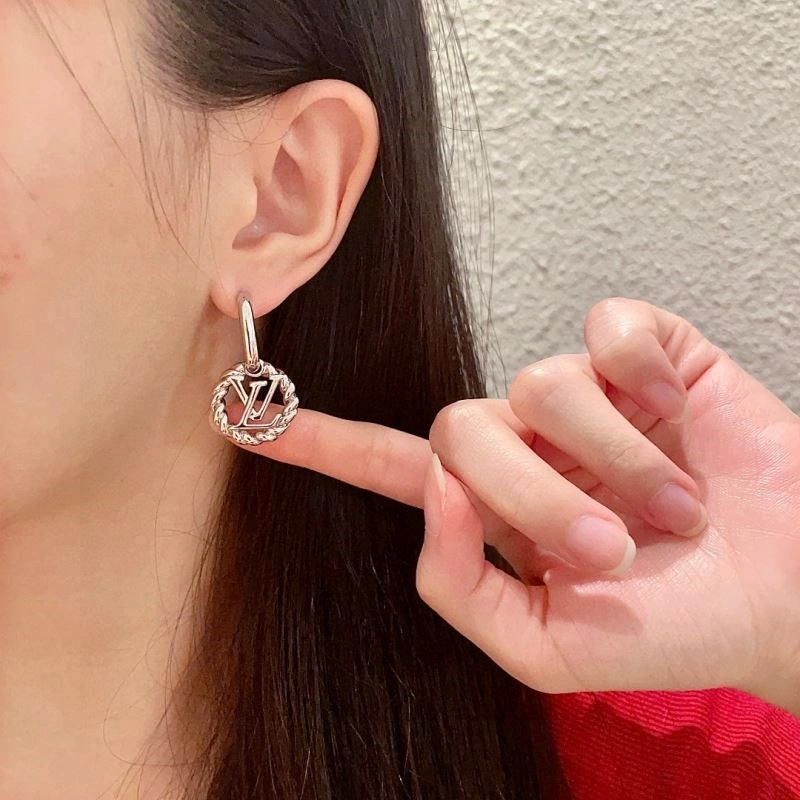 Breathable Louis Vuitton Earrings 248631