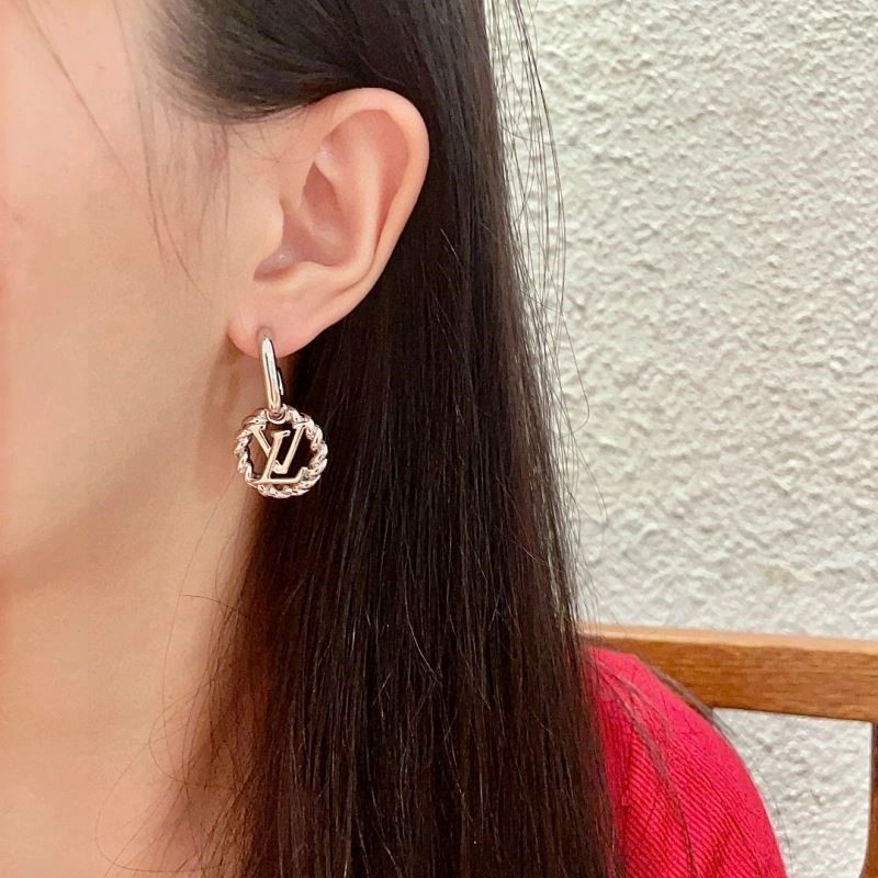 Breathable Louis Vuitton Earrings 248631