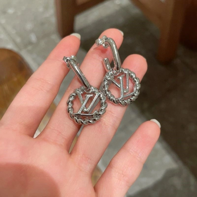 Breathable Louis Vuitton Earrings 248631