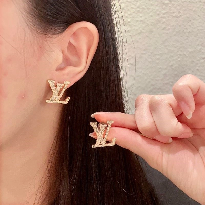 Trendy Louis Vuitton Earrings 248614