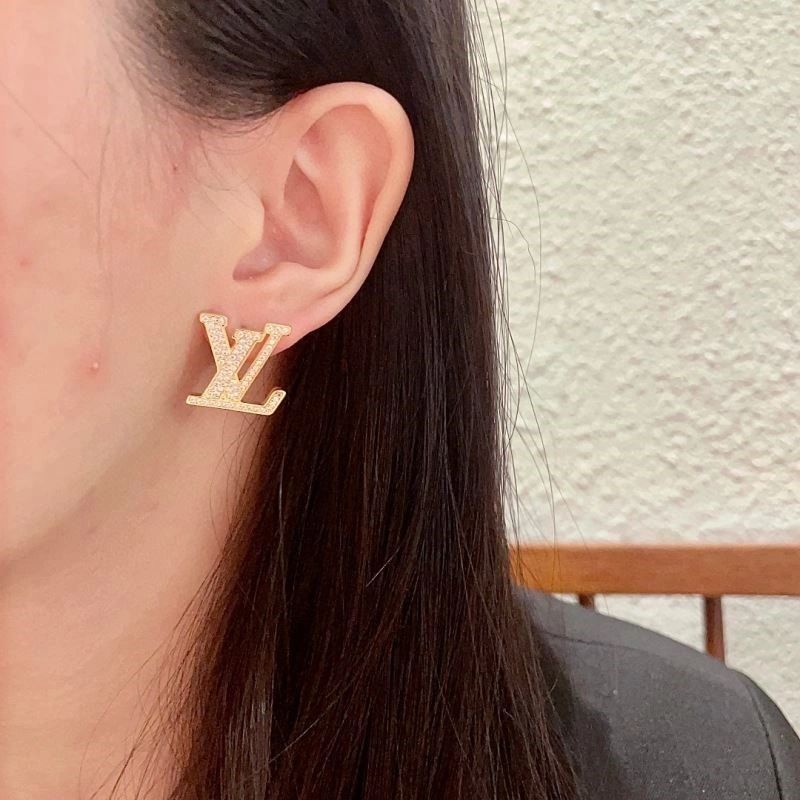 Trendy Louis Vuitton Earrings 248614
