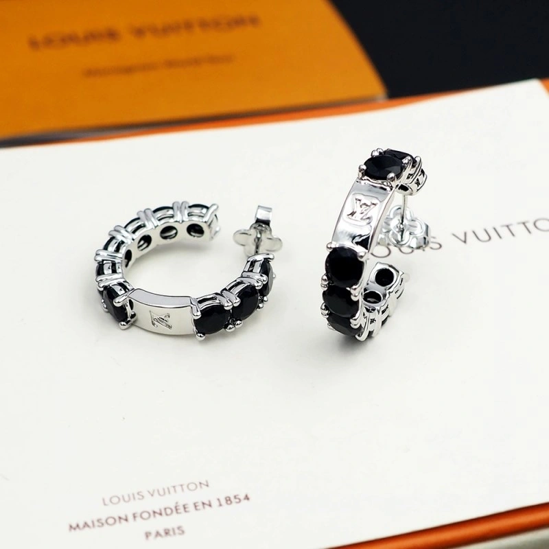 Louis Vuitton Earrings Attractive 248611