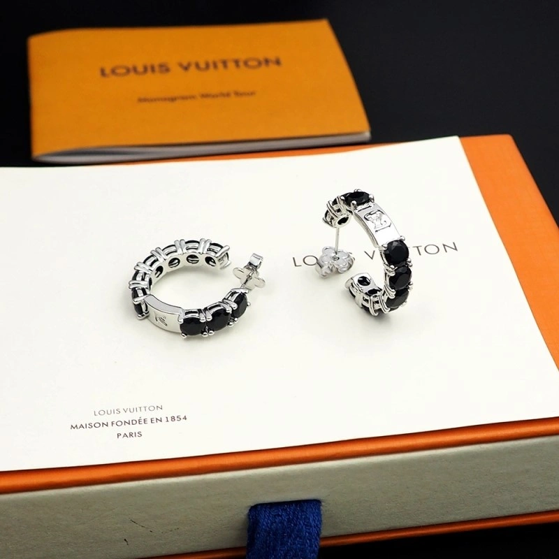 Louis Vuitton Earrings Attractive 248611
