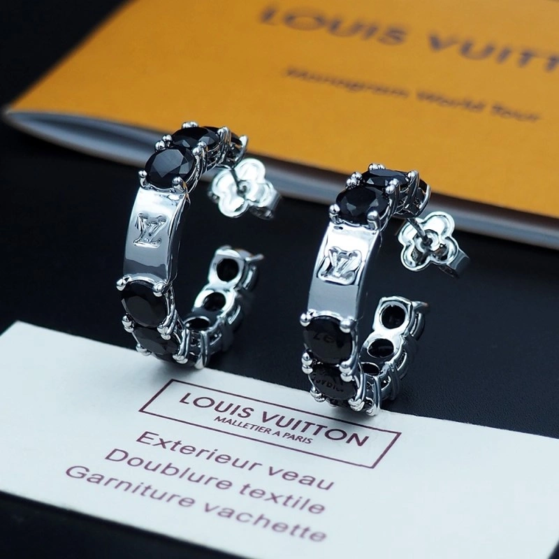 Louis Vuitton Earrings Attractive 248611