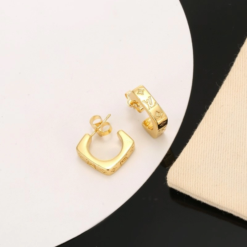 Louis Vuitton Earrings UrbanChic 248595
