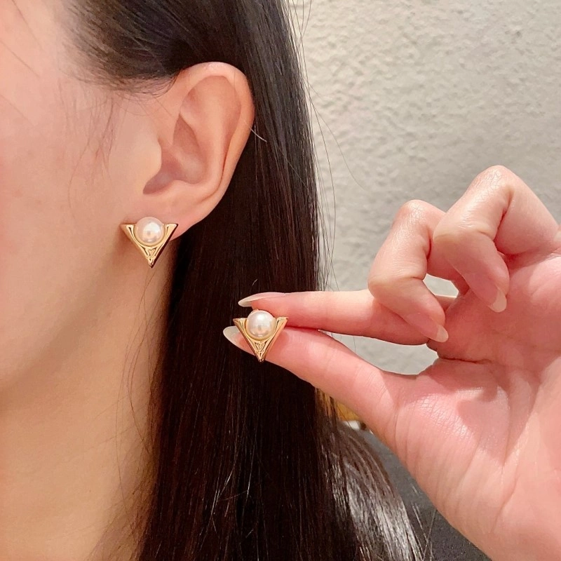 Louis Vuitton Earrings Stretchable 248589