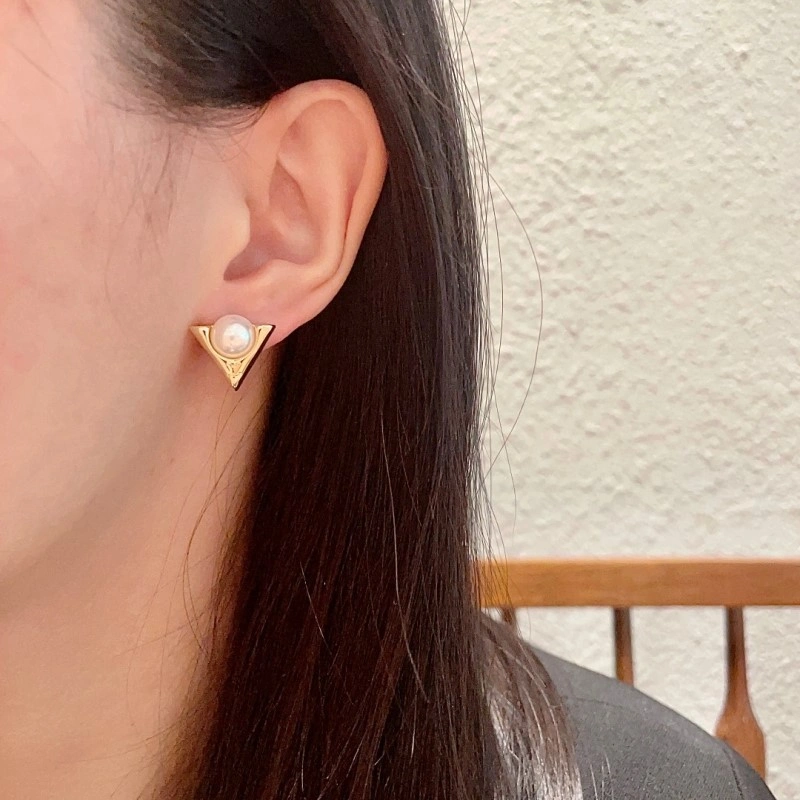 Louis Vuitton Earrings Stretchable 248589