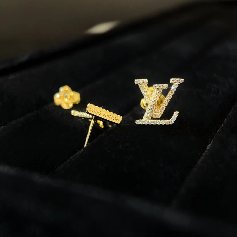 MultiPurpose Louis Vuitton Earrings 248565