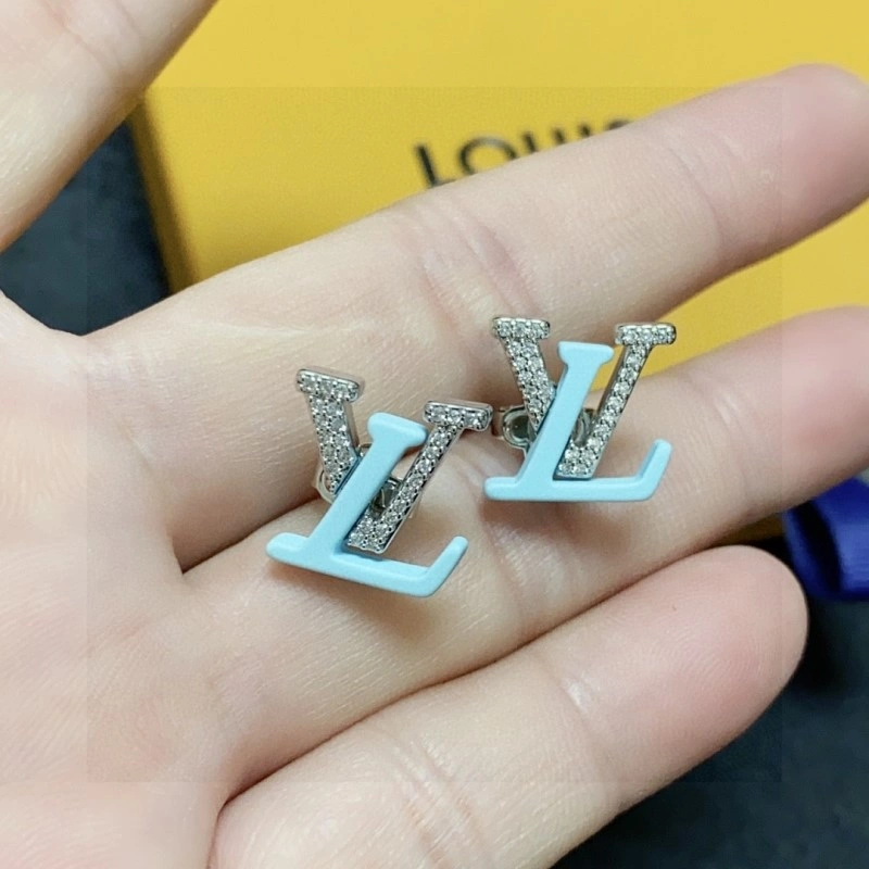 WaterResistant Louis Vuitton Earrings 248125