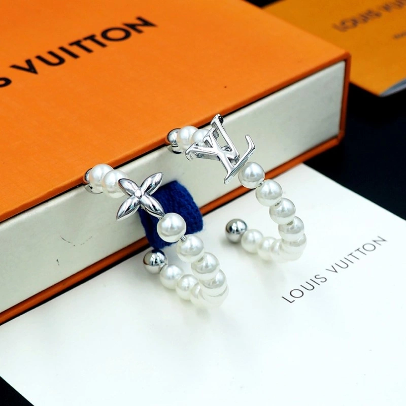 WaterResistant Louis Vuitton Earrings 248128