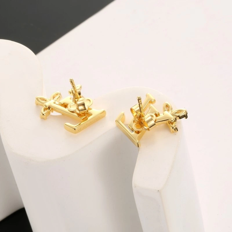 Compact Louis Vuitton Earrings 248091