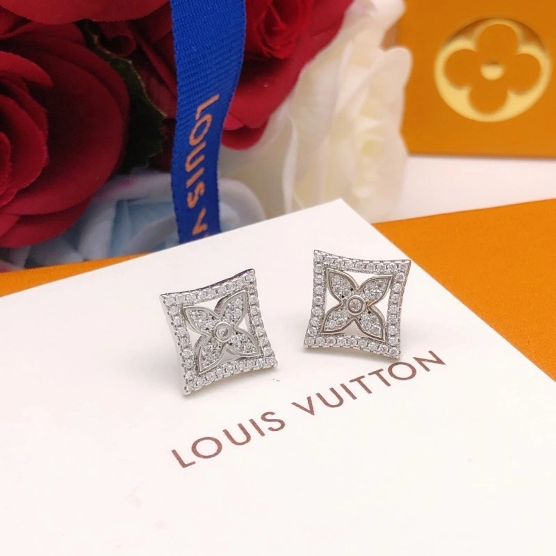 Sporty Louis Vuitton Earrings 248087