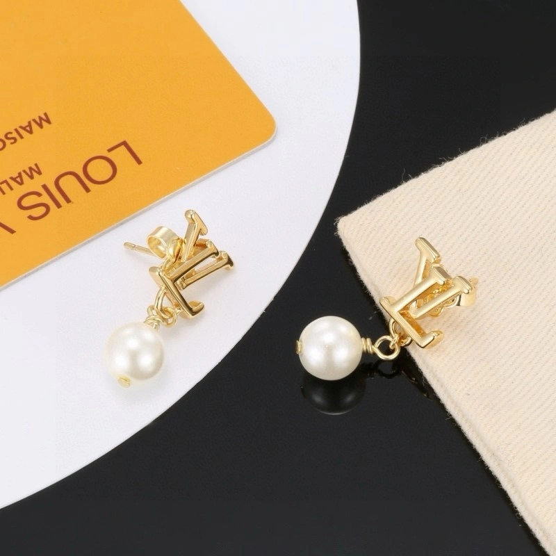 TechFriendly Louis Vuitton Earrings 248059