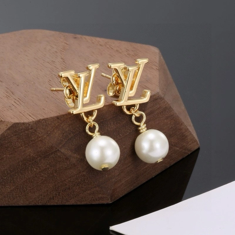 TechFriendly Louis Vuitton Earrings 248059