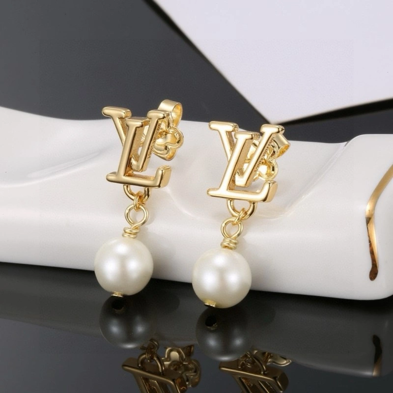 TechFriendly Louis Vuitton Earrings 248059