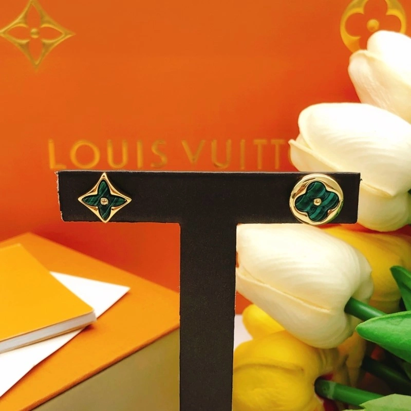 Functional Louis Vuitton Earrings 248065
