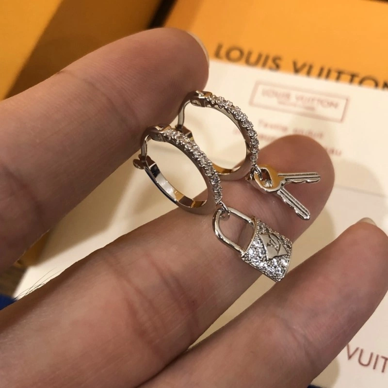 FlexibleFit Louis Vuitton Earrings 248070