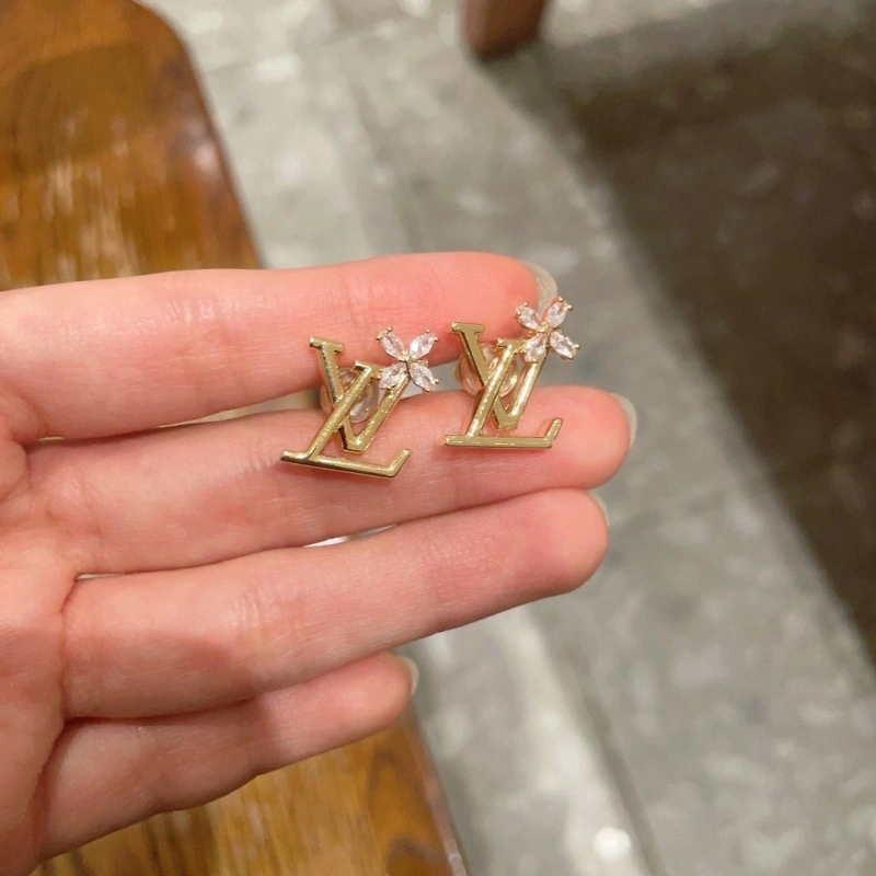 Unisex Louis Vuitton Earrings 248068