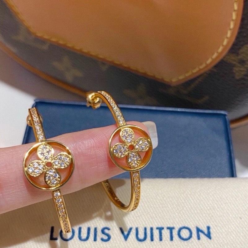 MultiPurpose Louis Vuitton Earrings 248082
