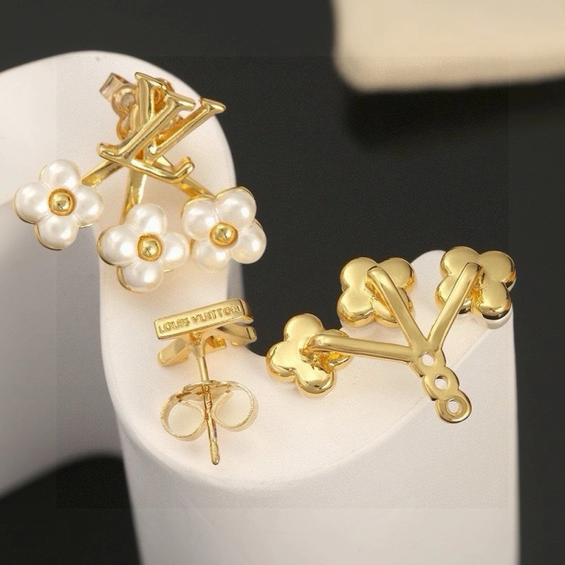 Snug Louis Vuitton Earrings 248081