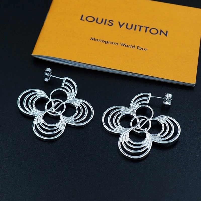 Louis Vuitton Earrings Lightweight 248040