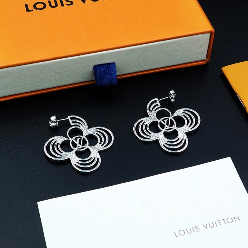 Louis Vuitton Earrings Lightweight 248040